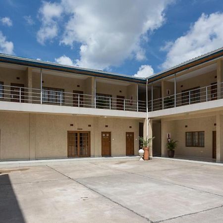 Mokorro Hotel Chingola Exterior photo