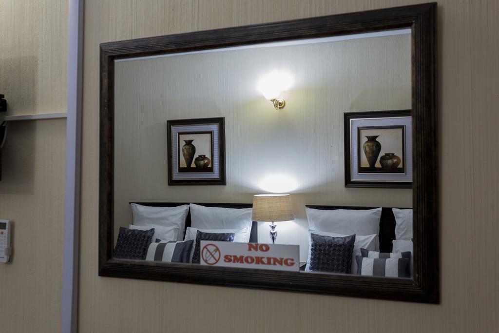 Mokorro Hotel Chingola Room photo