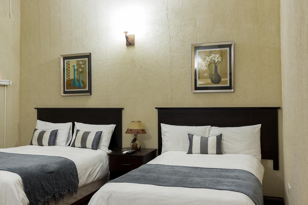 Mokorro Hotel Chingola Room photo