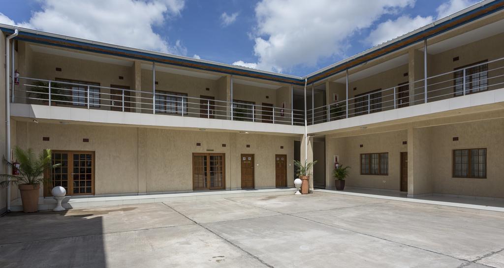 Mokorro Hotel Chingola Exterior photo