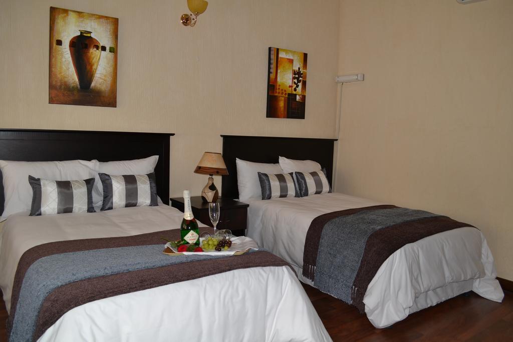 Mokorro Hotel Chingola Room photo