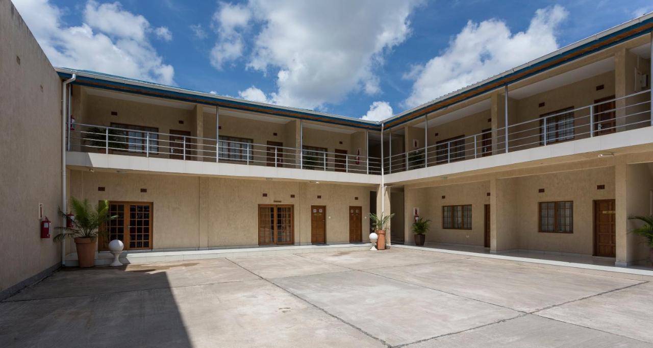 Mokorro Hotel Chingola Exterior photo